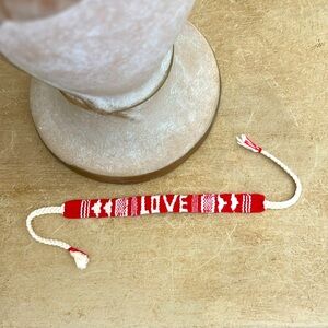 Handmade message bracelet